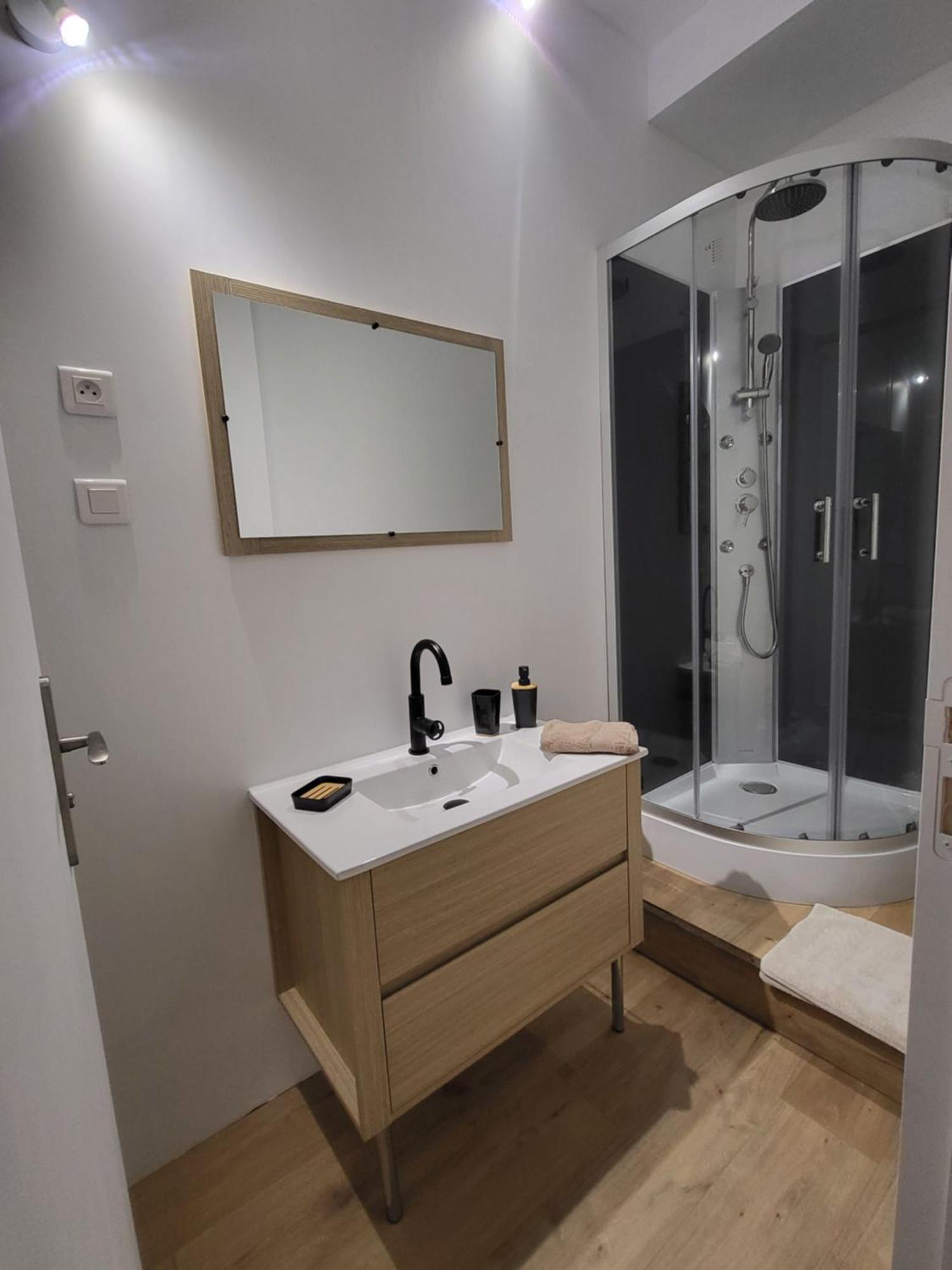 Le Pavillon De L'Intemporelle Bagneres De Bigorre Ngoại thất bức ảnh