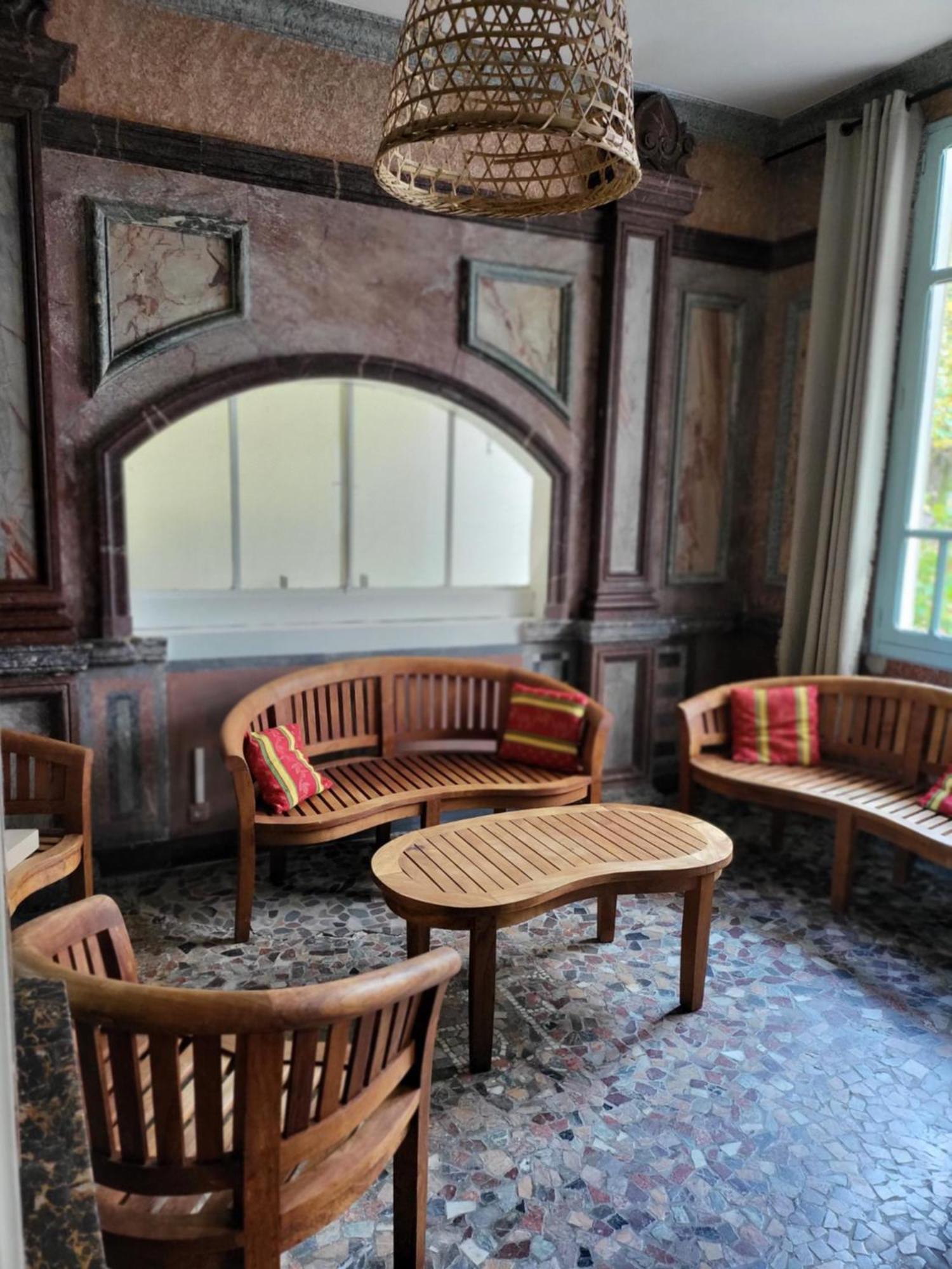Le Pavillon De L'Intemporelle Bagneres De Bigorre Ngoại thất bức ảnh